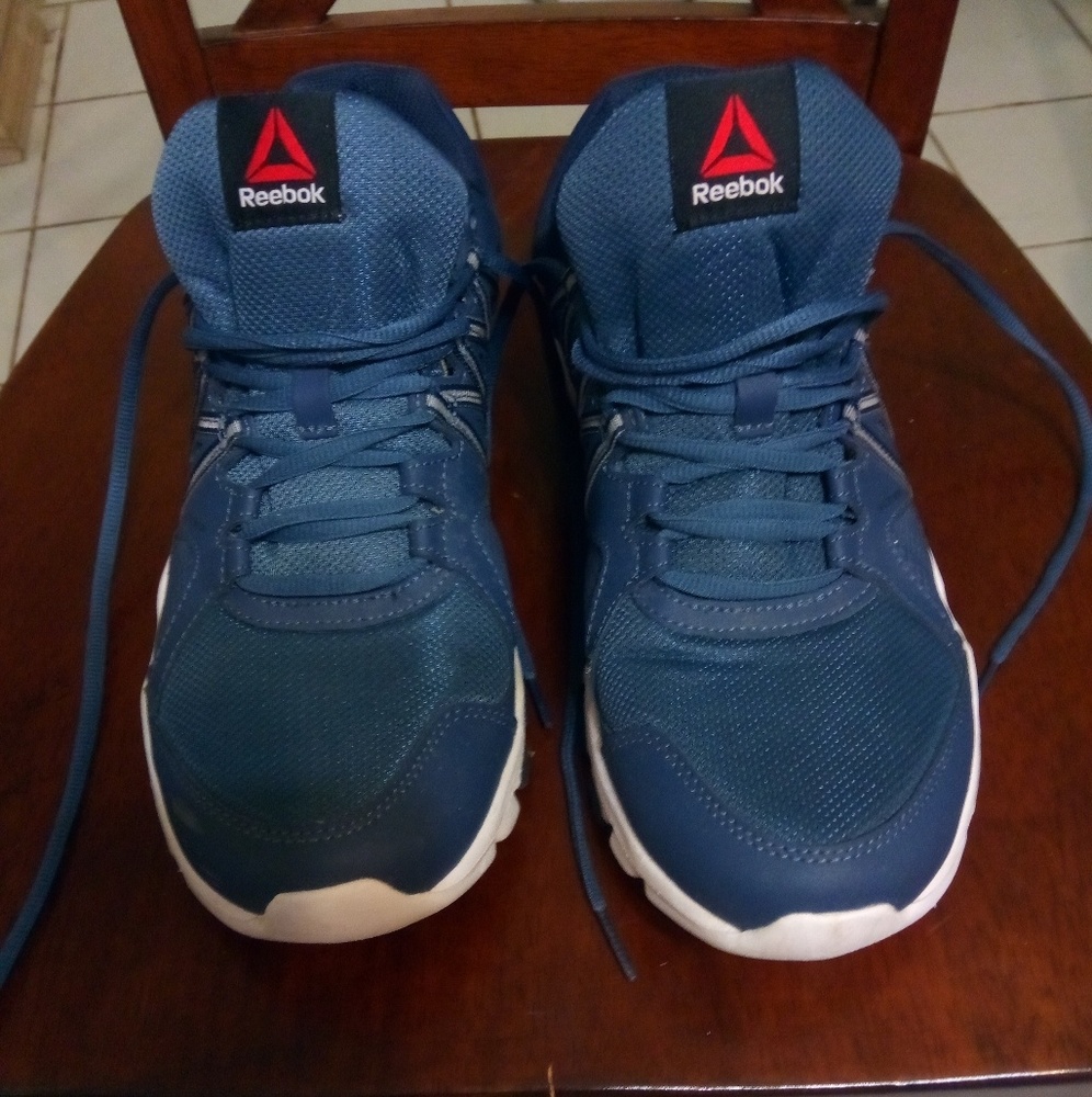 Reebok Men Sneakers.